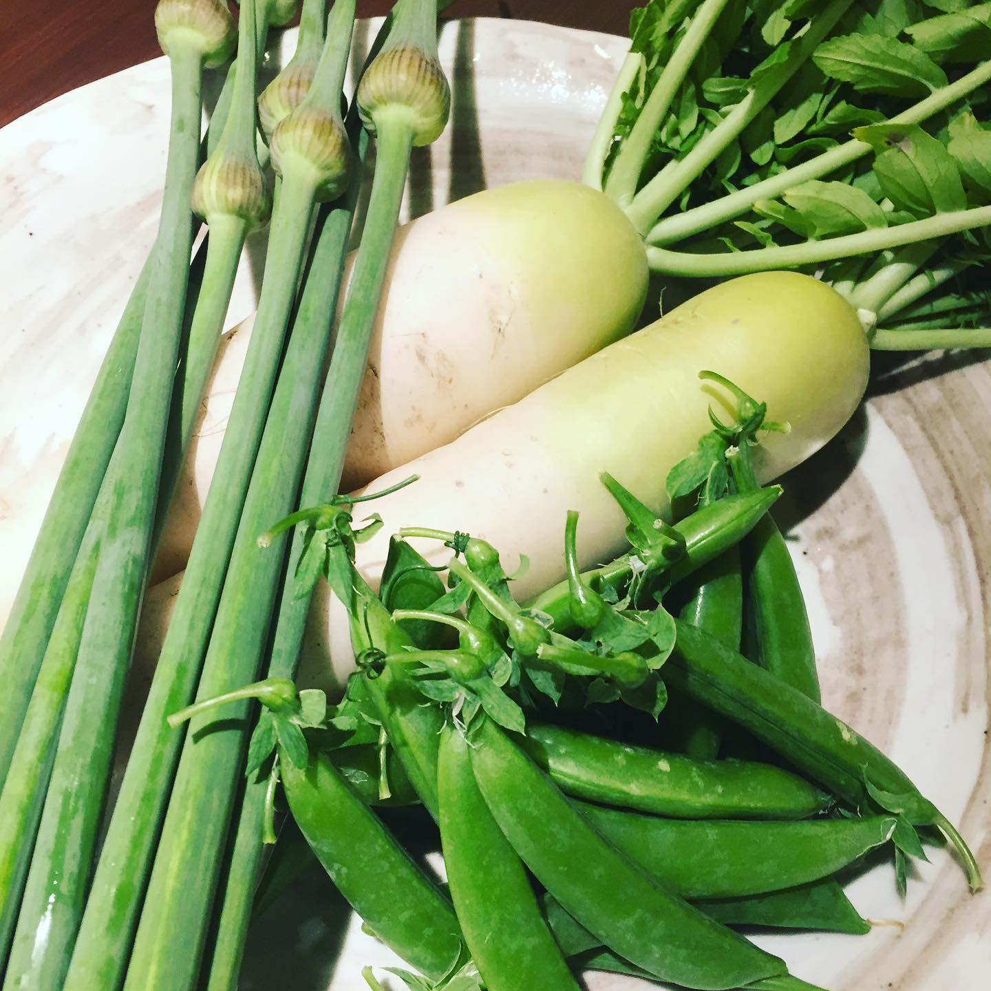 橋本自然農苑さんから届いた
無農薬、無肥料で作られた自然栽培のお野菜です